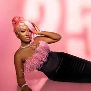 Elegant Pink & Black Feather Party Dress